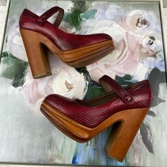 Marni Snakeskin Print Mary Jane Platform Heels in Red Size 36. - Picture 8 of 12